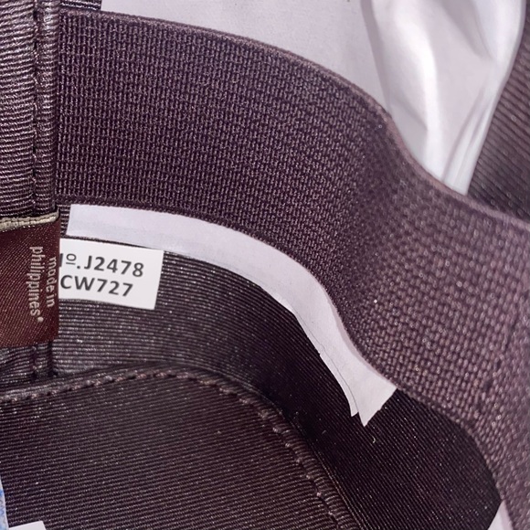 Coach 🖤 Cosmetic Case New - Picture 12 of 14